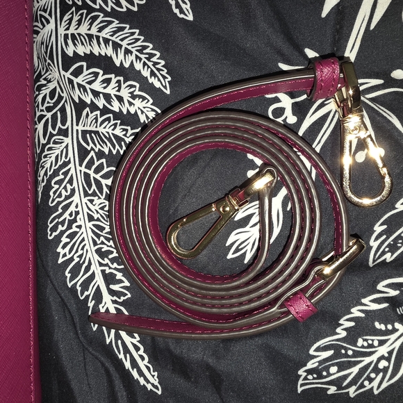 Michael Kors Ciara Small Crossbody Leather - Picture 5 of 7